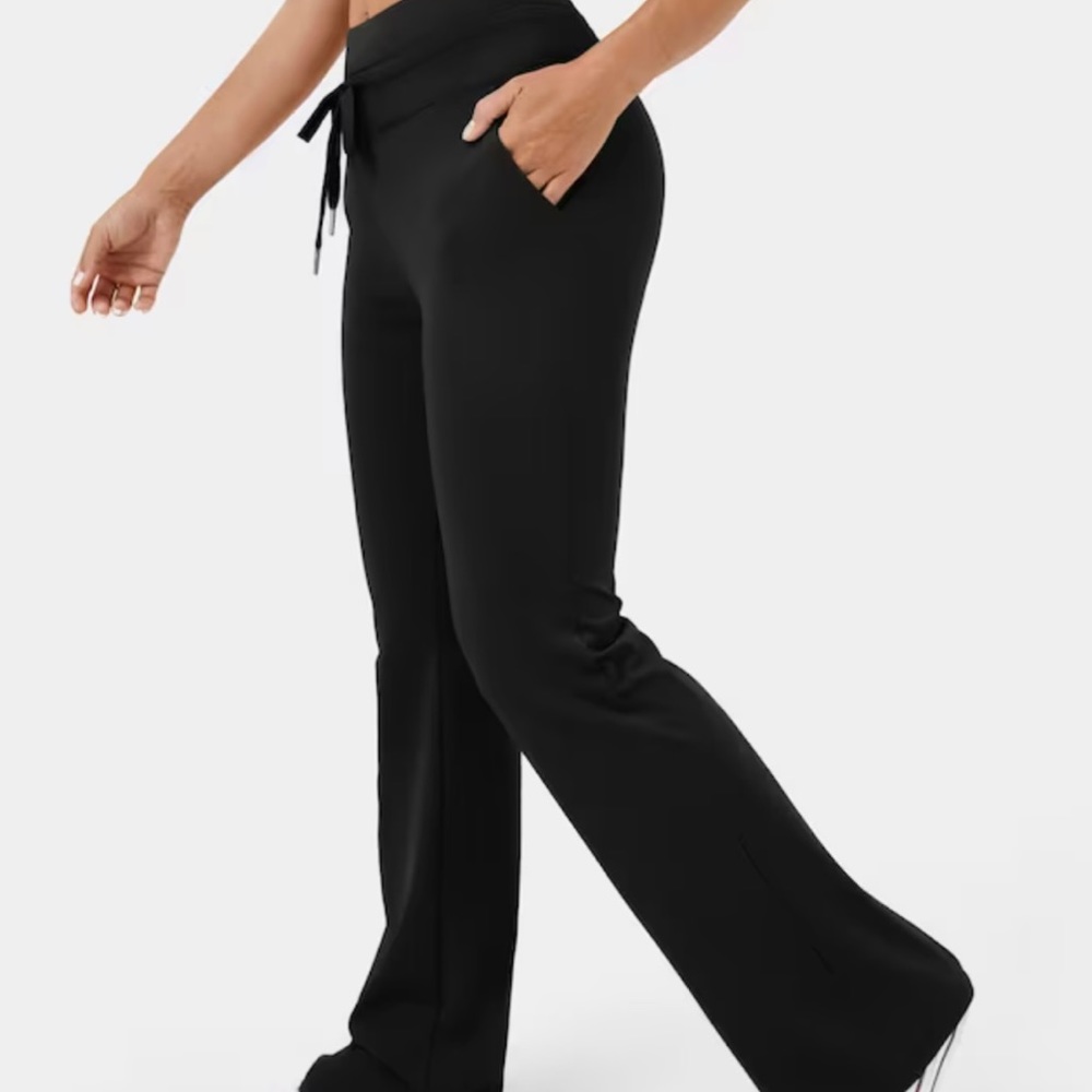 Halara cloudful air high waisted flare pants size S